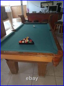 8 ball pool table