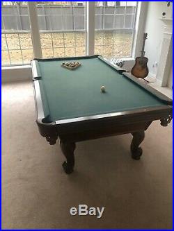 8 ft. Olhausen Pool Table Great Condition