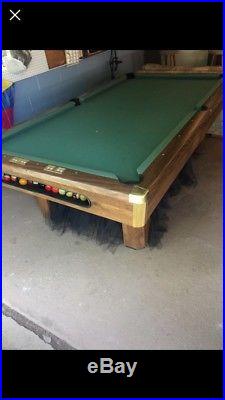 8ft Brunswick Baldwin pool table Make An Offer