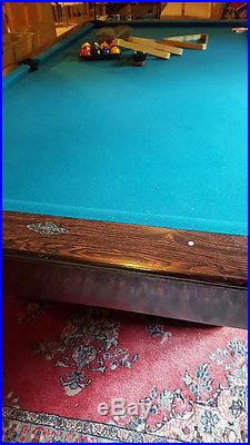 9 Ft Brunswick Gold Crown Pool Table