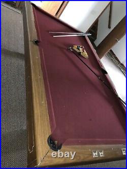 Barrington 8 Feet Pool Table With Bonus Cue Rack