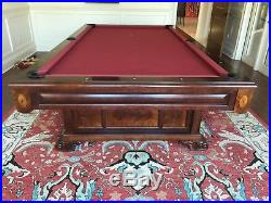 Beautiful Brunswick 9 Foot Pool Table in Excellent Condition