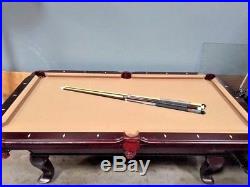 Beautiful Elegant Vintage Billiards Table Pool Table -With 4 Cues & Ball 89x50