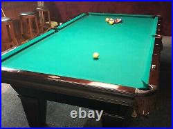 Brunswick 9ft Cherry Brookstone Pool Table in Excellent Condition with accessories