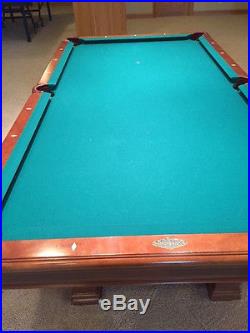 Brunswick Billiards Pool Table Sorrento Mahogany 8' Destinctive Inlaid Detail