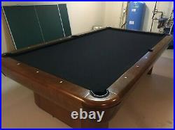 Brunswick Gibson 9ft pool table in good condition