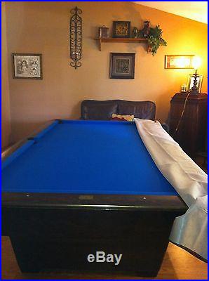 Brunswick Medalist 9 foot Pool Table Excellent Condition Accessories included