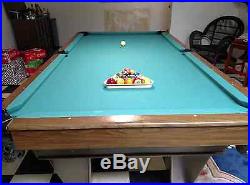 Brunswick Monarch Pool Table with Overhead Light Fixture 8 Foot