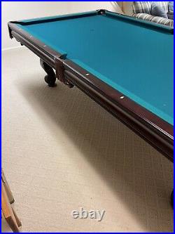 Brunswick Pool Table Slate 9FT Rochester Vintage Plus Cue Sticks & Wall Rack