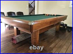 Great condition Brunswick Hawthorn pool table. Slate top with green felt