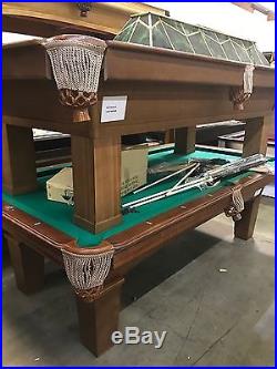 New 8' pool Table with Slate tapper Legs