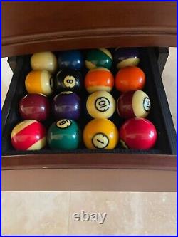 Olhausen pool/billiard table and accessories 8.7 x 4.9 (103 x 57)