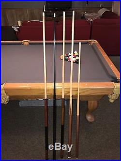 Pool Table / Cue Rack / Accessories