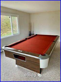 Pool Table with cues and balls included For Local Pick Up Only