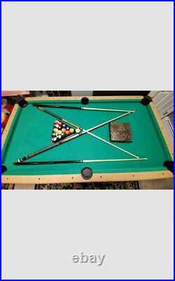Pool table 7 ft x 4 ft with accessories green top mint condition