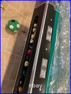Pool table Hardly Used 8 feet, Slate surface, brand Imperial USA