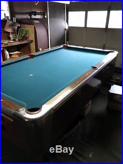 Vintage American Shuffleboard Company Pool Table, Excellent. USA Slate